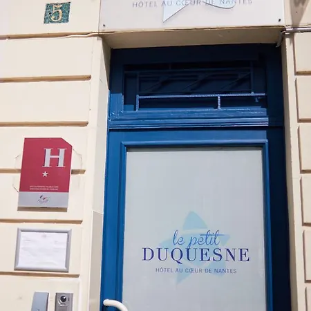 فندق Le Petit Duquesne نانت